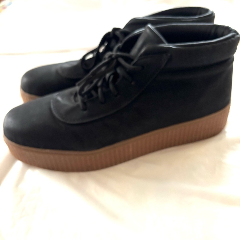 NWOT Brash Black Lace-Up Thick Sole Ankle Boots Sneakers SZ 11